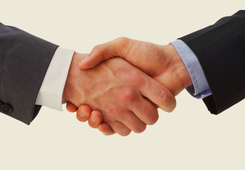 sửa tủ giặt kho LG styler tại Đông Anh